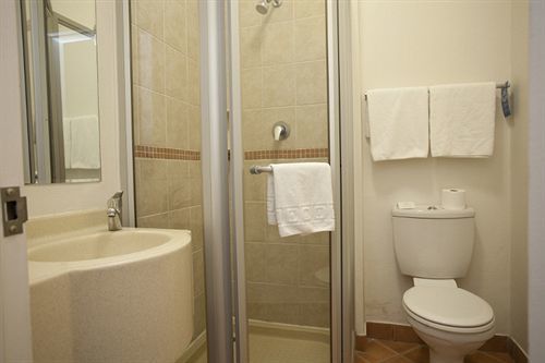 Road Lodge Rustenburg Bagian luar foto